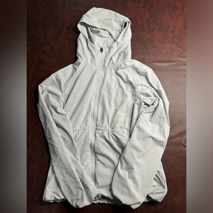 Lululemon size 8 Lightweight Full Zip Athletic Jacket with Cinched Waist